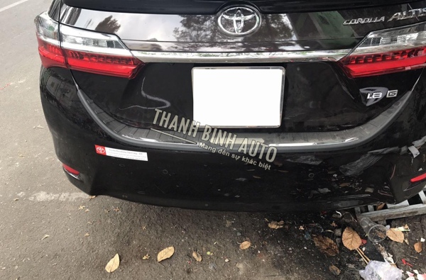Ốp chống trày cốp sau TOYOTA ALTIS 2018 m2